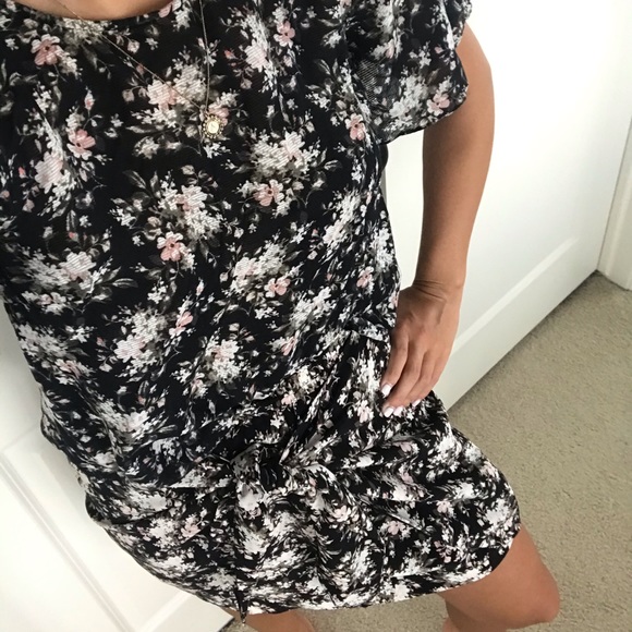 Club Monaco Floral Set (skirt and top) - Picture 13 of 15